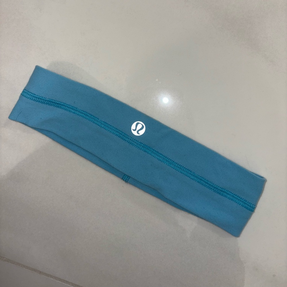 Light blue lululemon headband